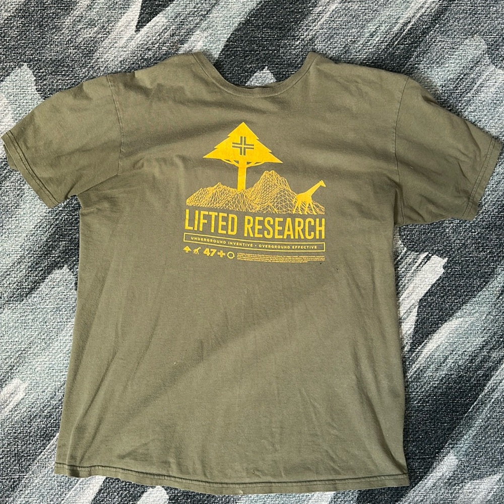 LRG forest green tee
